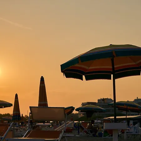 Family Comfort In - Beahost Apartmán Bibione